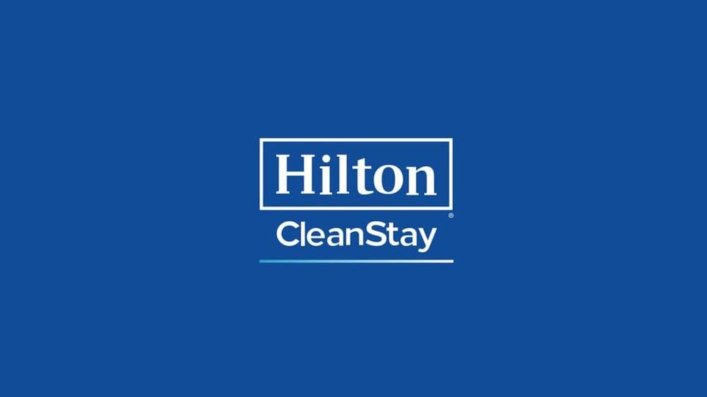 Hampton Inn & Suites Oklahoma City Airport Екстериор снимка