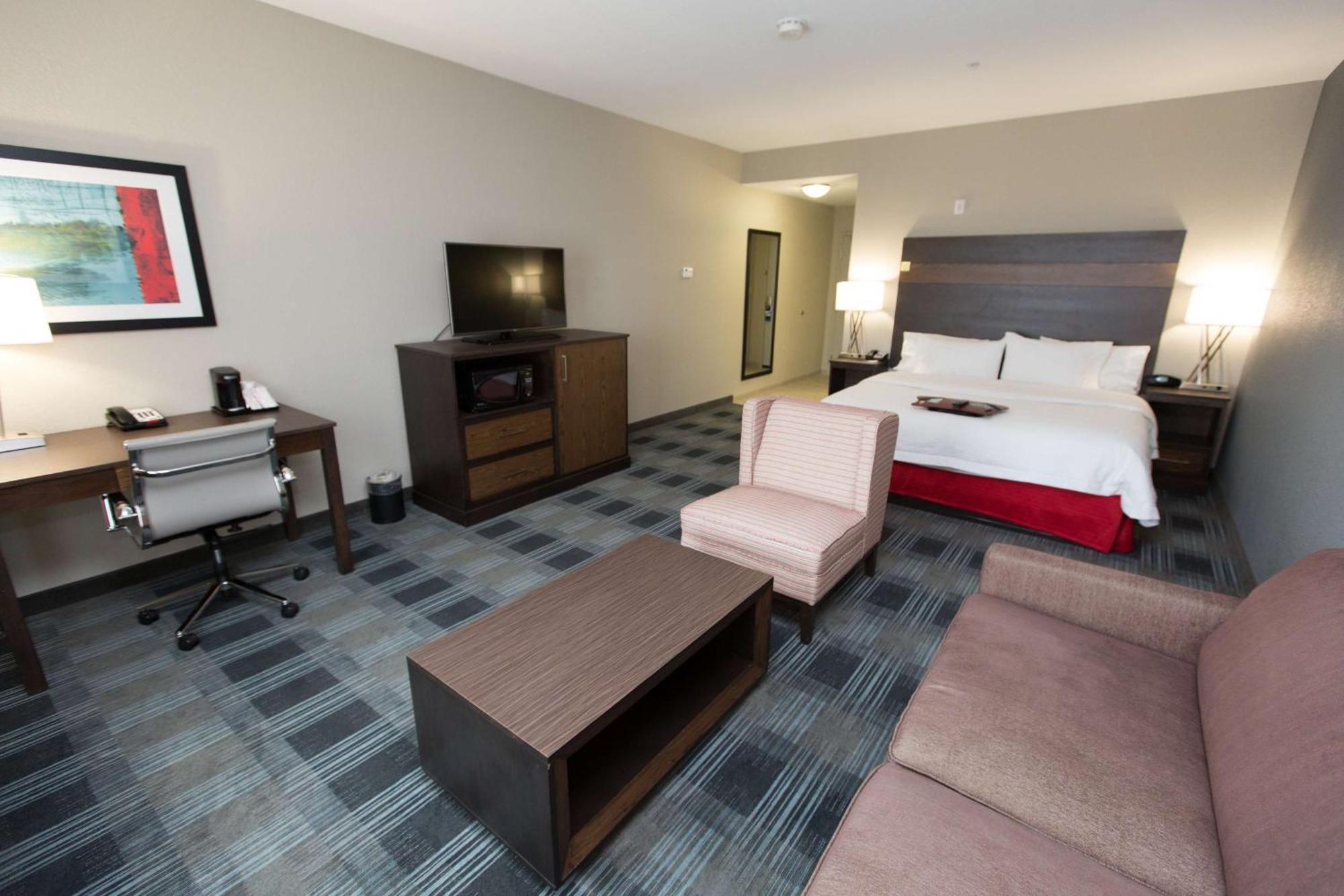 Hampton Inn & Suites Oklahoma City Airport Екстериор снимка