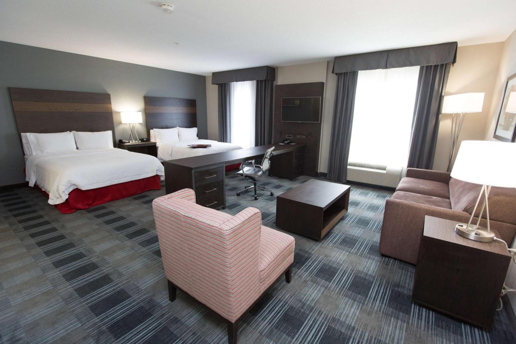 Hampton Inn & Suites Oklahoma City Airport Екстериор снимка