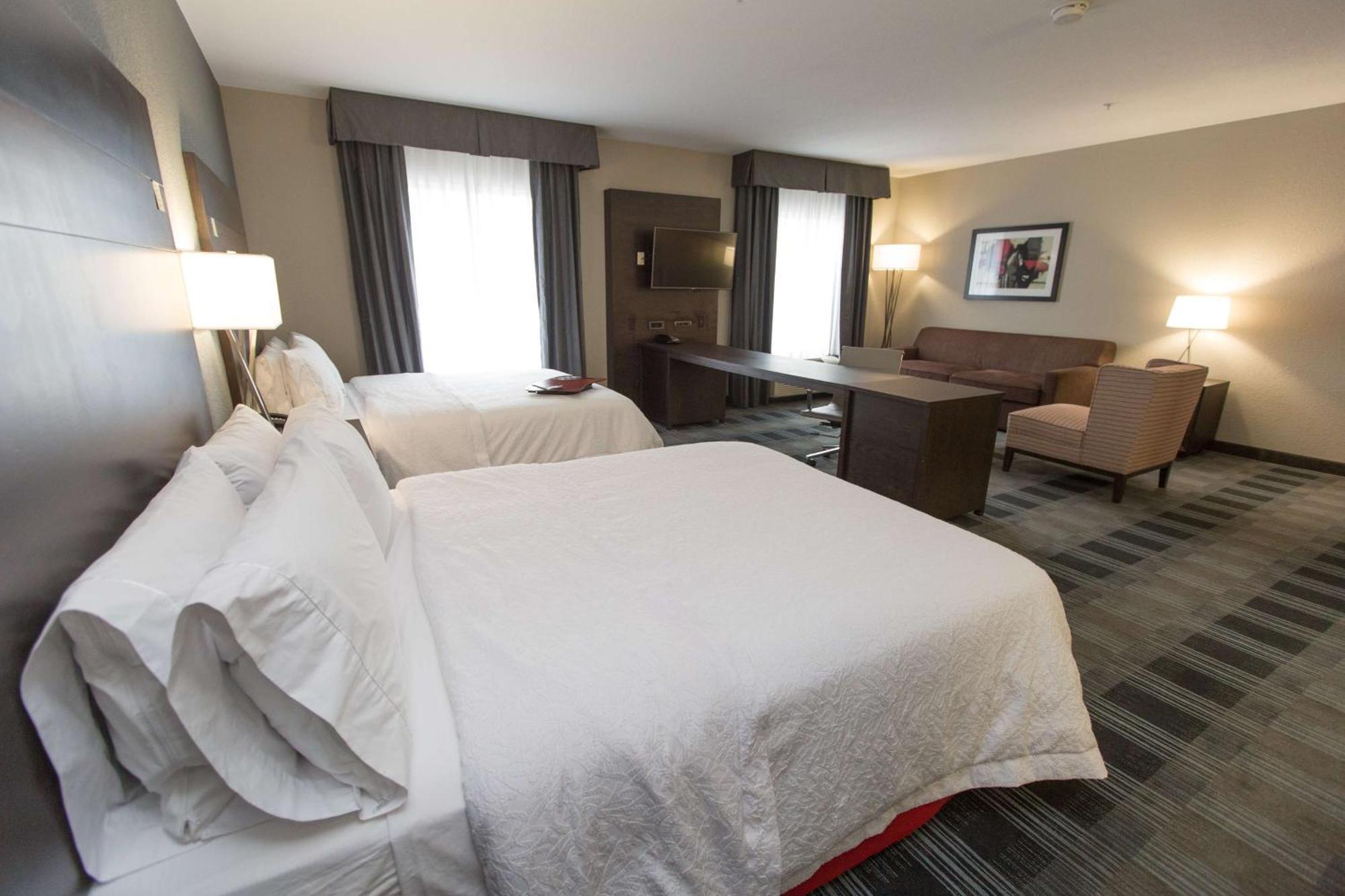 Hampton Inn & Suites Oklahoma City Airport Екстериор снимка