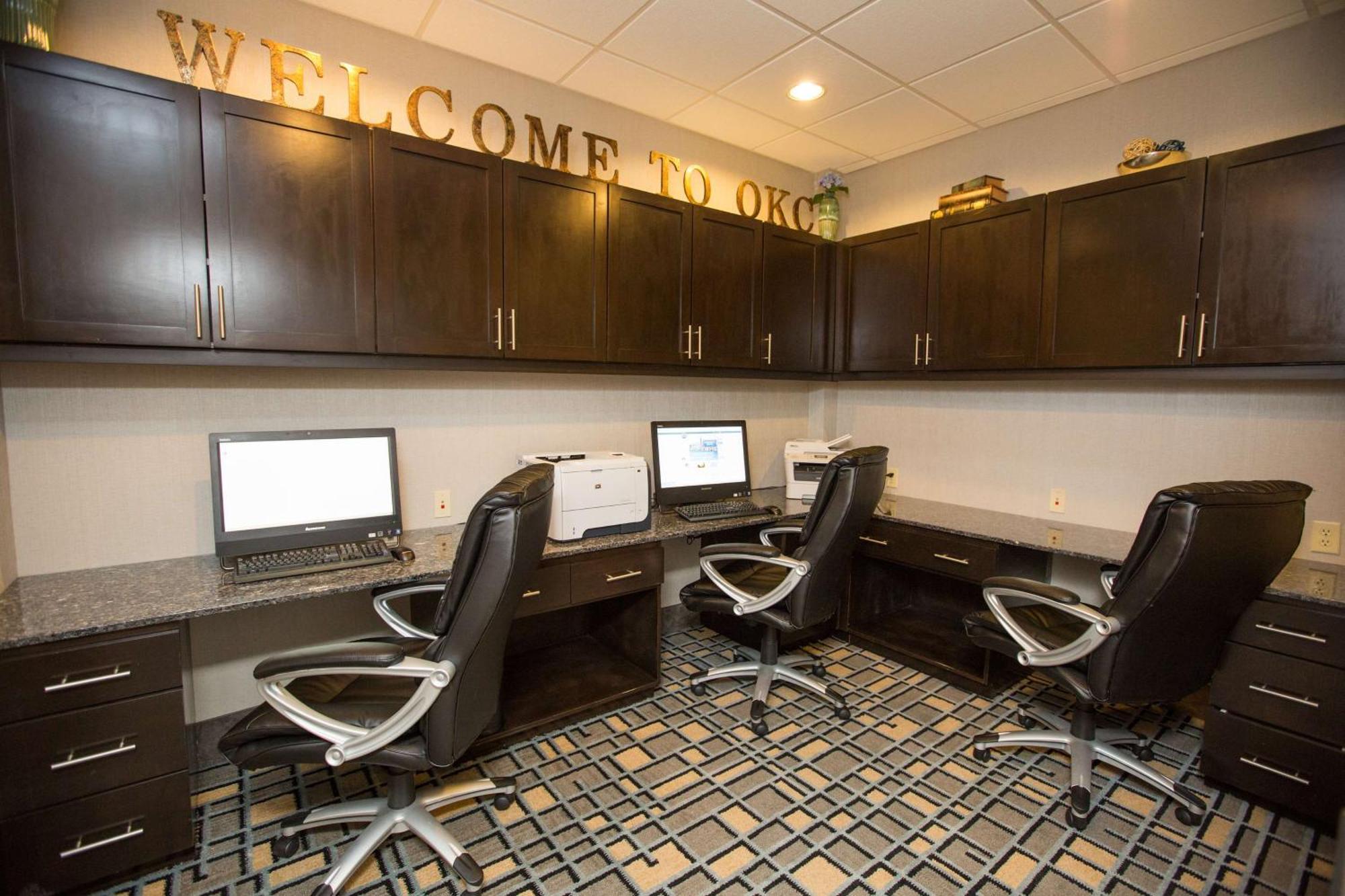 Hampton Inn & Suites Oklahoma City Airport Екстериор снимка
