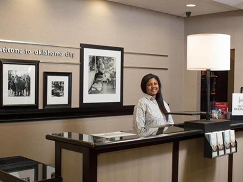 Hampton Inn & Suites Oklahoma City Airport Екстериор снимка